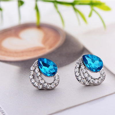 Sukkhi Glistening Crystal Rhodium Plated Floral Earring Combo For Women