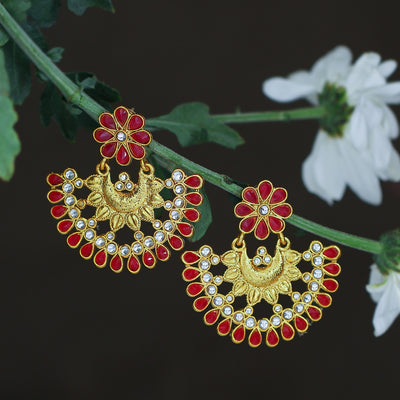 Sukkhi Glimmery Gold Plated Kundan Chandbali Earring For Women