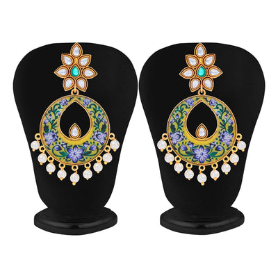 Sukkhi Eye Catching Gold Plated Kundan and Pearl Almond Earring for Women