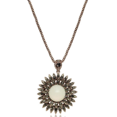 Sukkhi Glimmer Gold Plated Sun shaped Necklace For Women