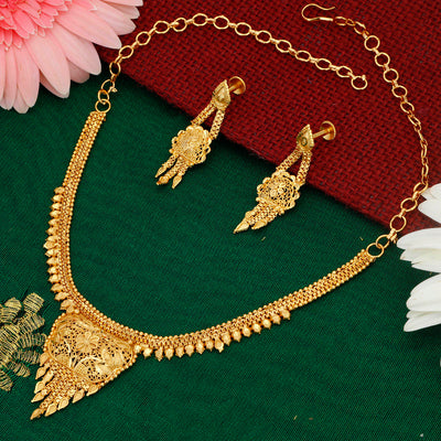 Sukkhi Trendy Alloy Gold plated Necklace Set for Women