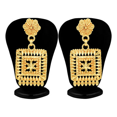 Sukkhi Glittery 24 Carat Gold Plated Choker Necklace Set for Women