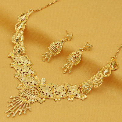 Sukkhi Fascinating 24 Carat Gold Plated Choker Necklace Set for Women